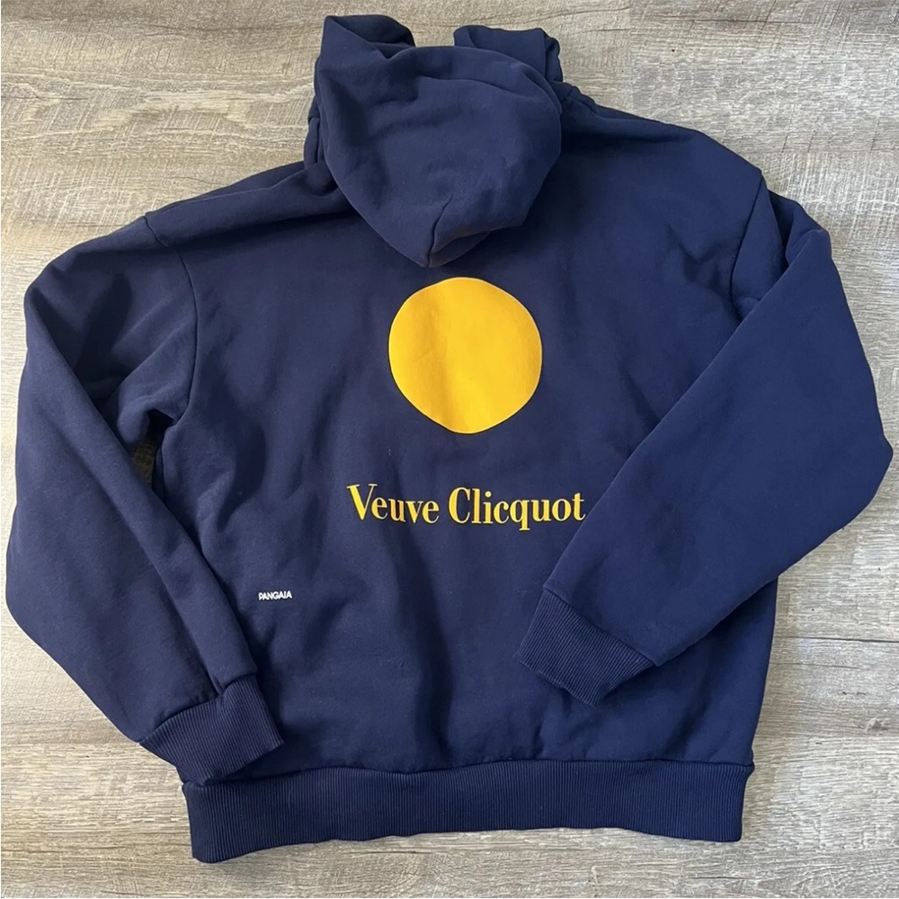 Unisex Limited Edition Pangia Collab Veuve Cliquot Hoodie Size Small